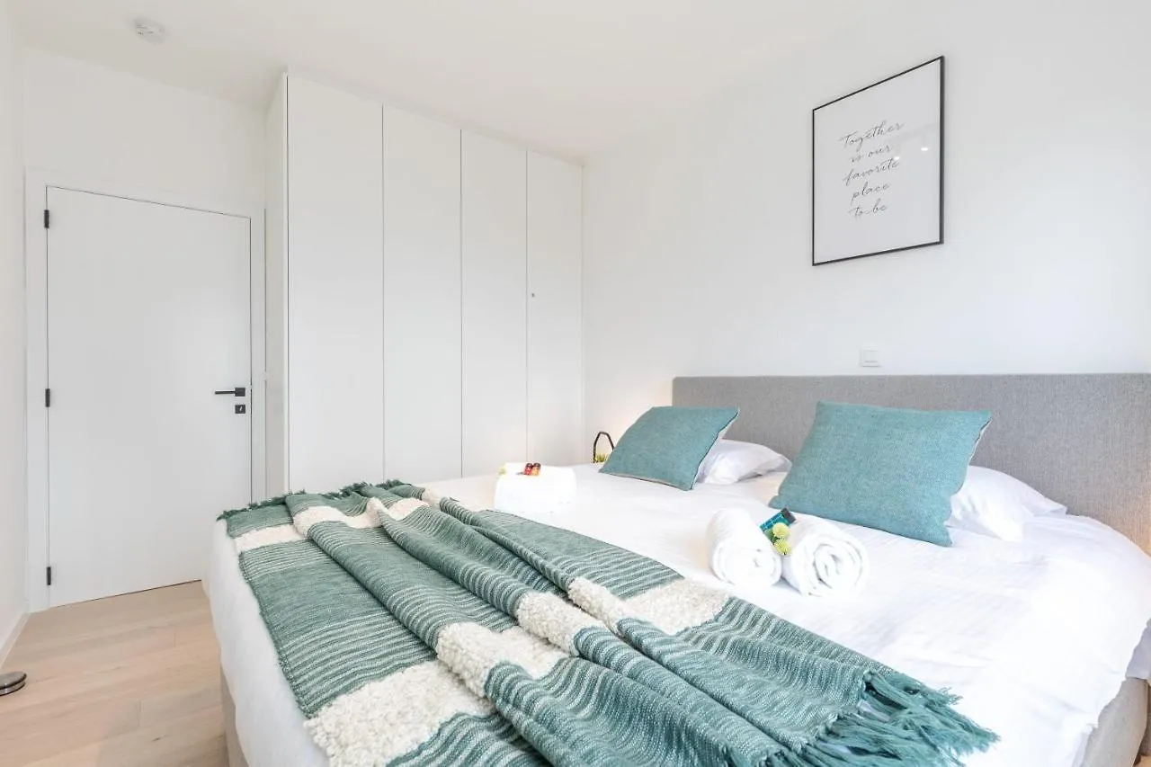 Recently Renovated, Luxury Apartment Near The Beach Ostend