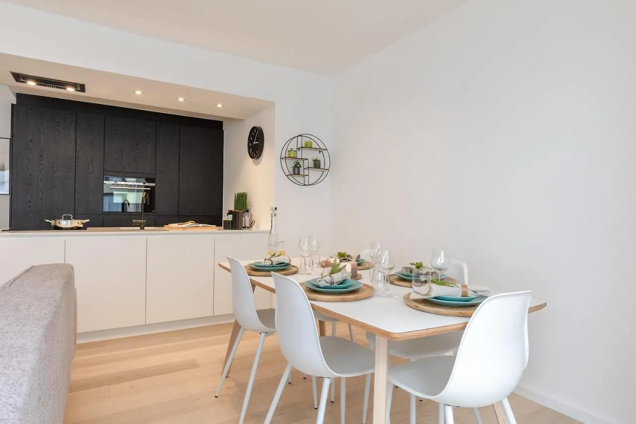 Recently Renovated, Luxury Apartment Near The Beach Ostende
