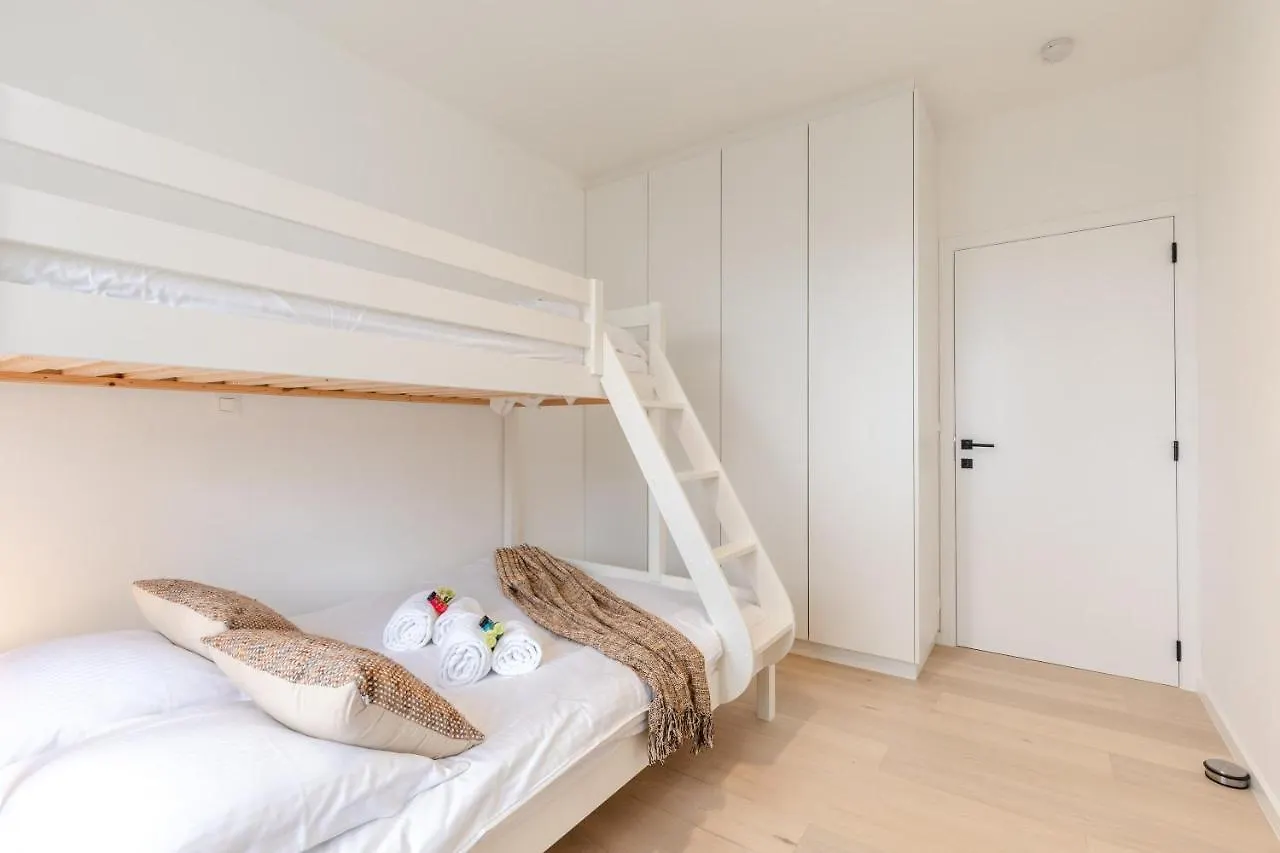 Recently Renovated, Luxury Apartment Near The Beach Ostende Belgie
